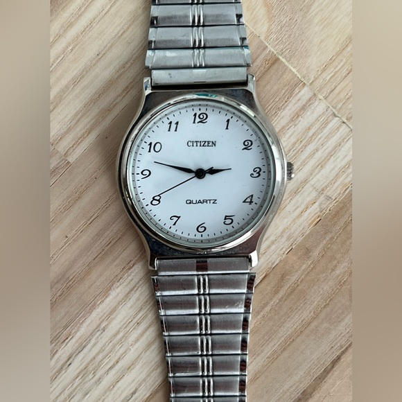 Citizen Watch Vintage White Dial Stainless Adjustable Bracelet Quartz - Picture 3 of 13